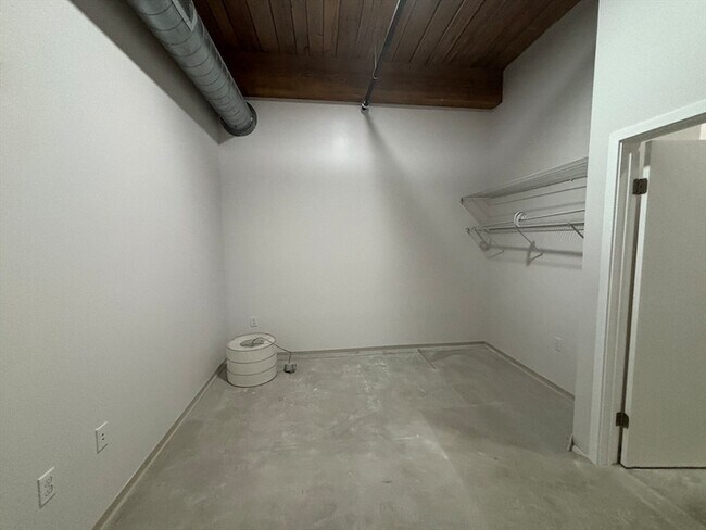 Building Photo - 88 Gerrish Ave