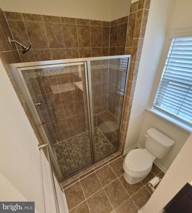 Building Photo - 9128 Landon House Ln