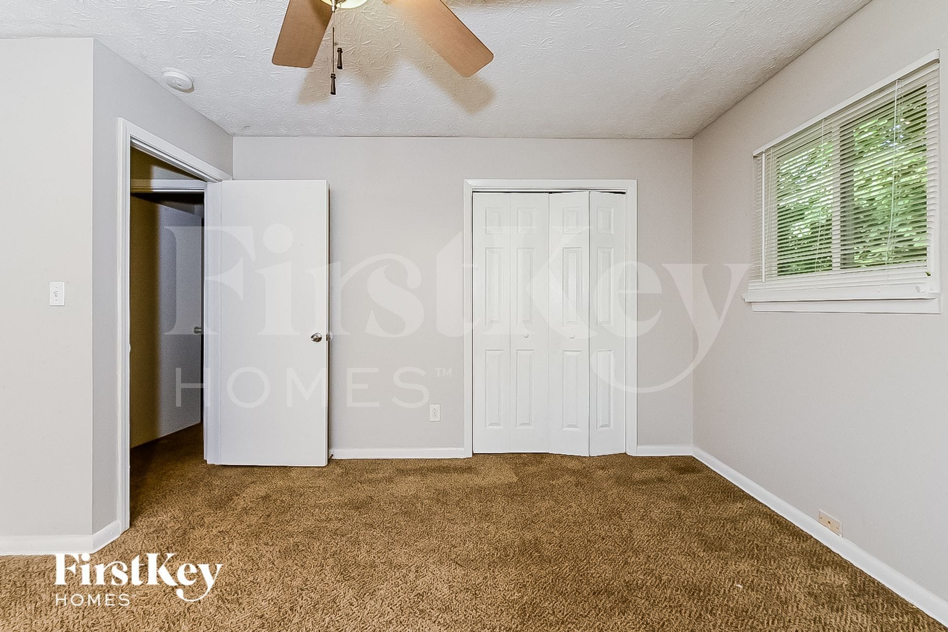 Building Photo - 5209 Flemish Ct