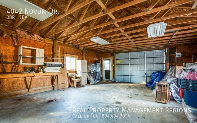 Building Photo - 4042 Novum Rd