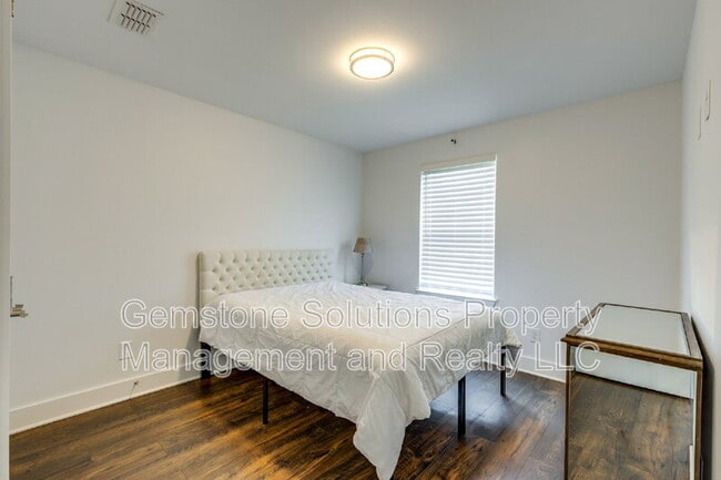 Building Photo - 300 Stewarts Ferry Pike