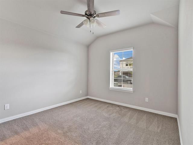 Building Photo - 2106 Sandpiper Wy