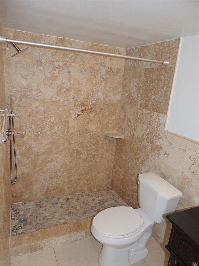 Building Photo - 13155 Ixora Ct