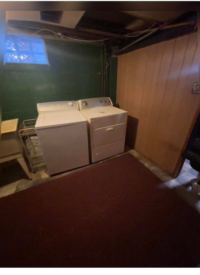 Building Photo - 3340 Dudley St