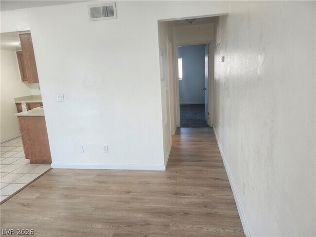 Building Photo - 4706 Cessna Ave