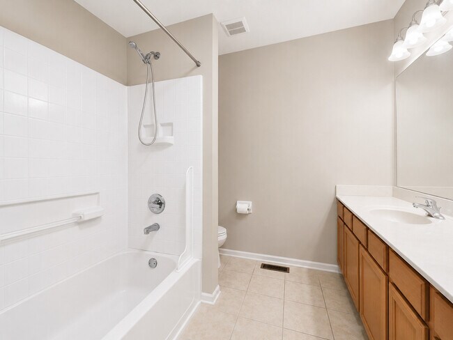 Building Photo - 3159 Saganashkee Ln