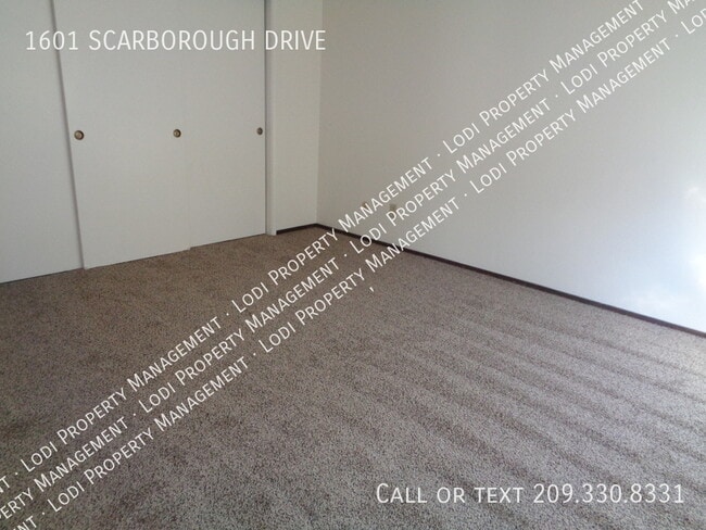 Building Photo - 1601 Scarborough Dr