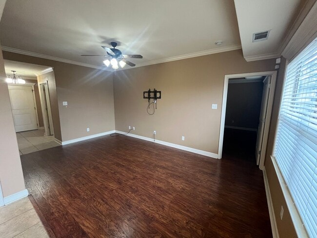 Building Photo - West Little Rock Rental!