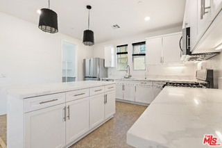 Building Photo - 725 Daniel Freeman Cir