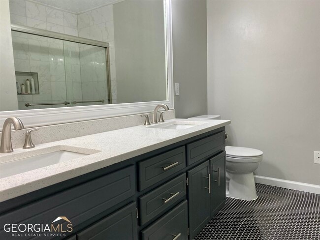 Building Photo - 3465 Madison St