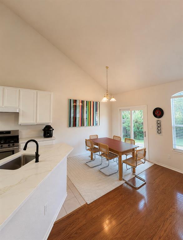 Building Photo - 7009 Cool Canyon Cove