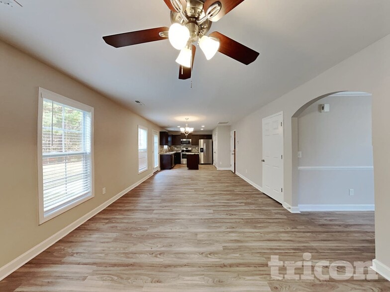 Building Photo - 1655 Crestlawn Tl