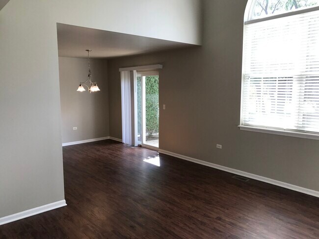 Building Photo - 538 Mallard Ln