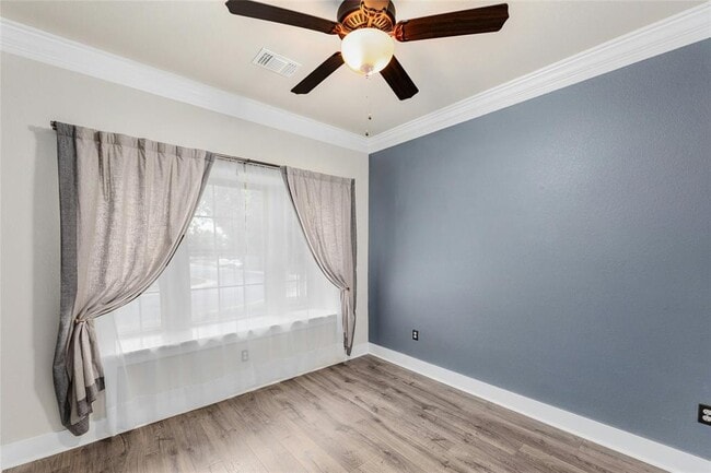 Building Photo - 11108 Railway Ln