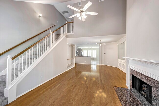 Building Photo - 2915 W Dallas St