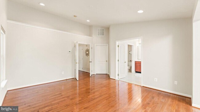 Building Photo - 219 Grassy Ridge Terrace
