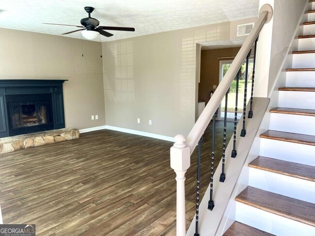 Building Photo - 122 Jackson Dr