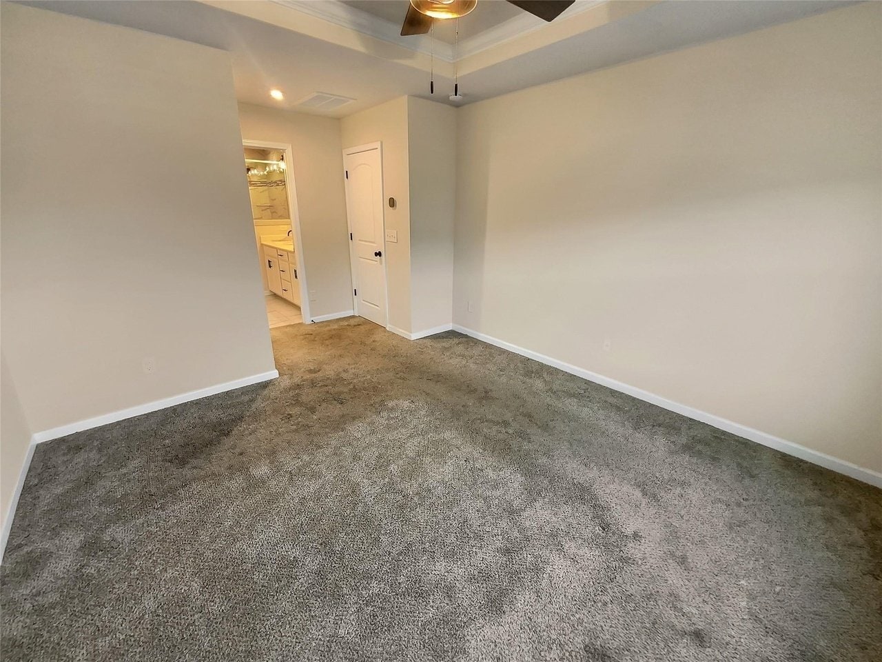 Building Photo - 11052 Chalkbark Ln