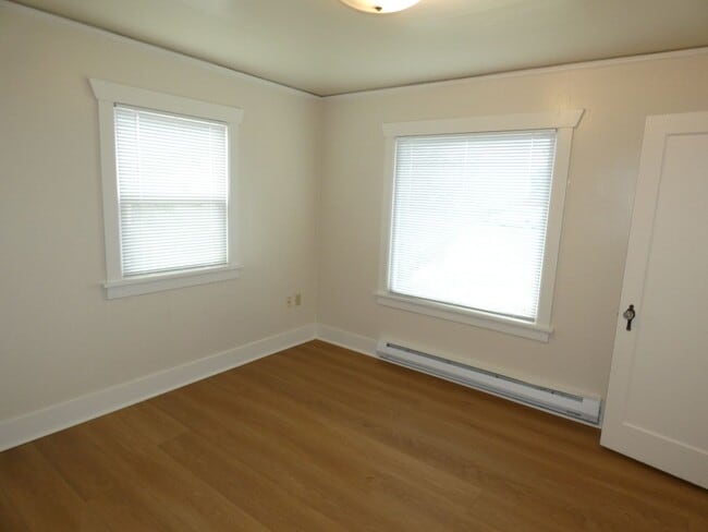 Building Photo - 1022 Caroline St