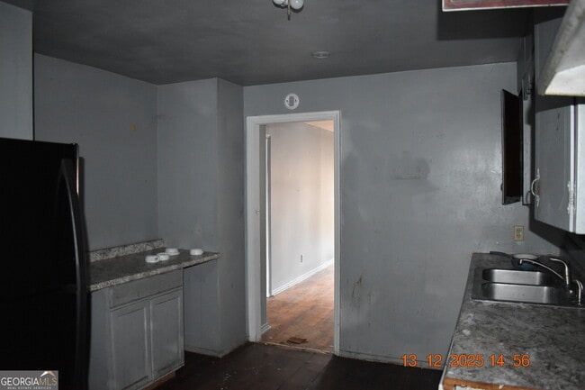 Building Photo - 803 Grosso Ave