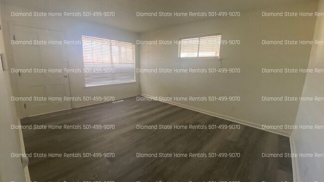 Building Photo - 5808 Del Prado St