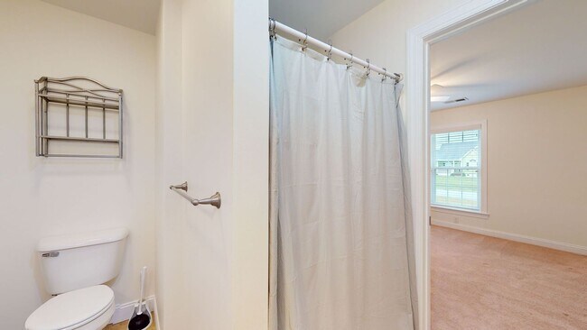 Building Photo - 202 Tidewater Dr