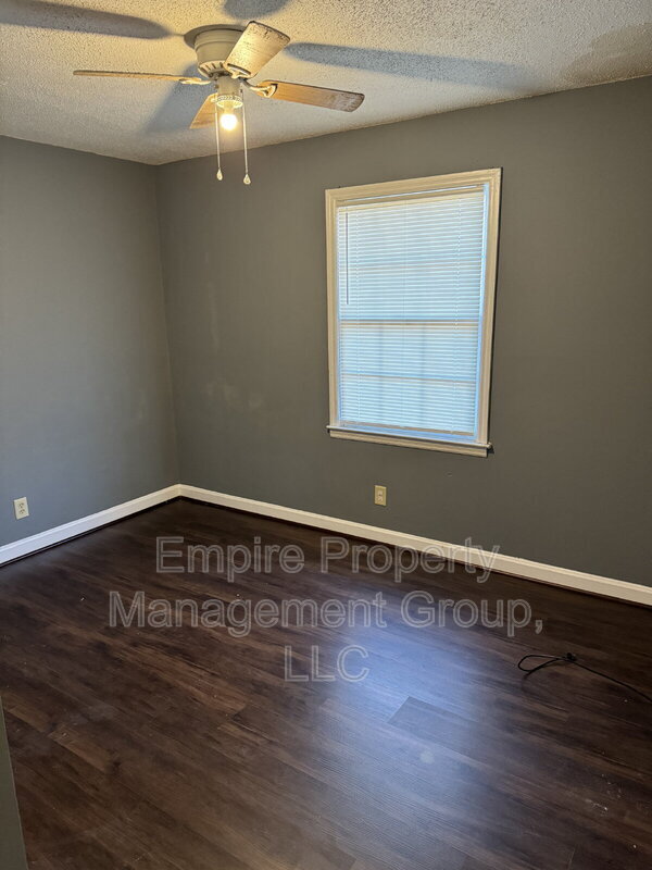 Building Photo - 3508 Traveler Ln