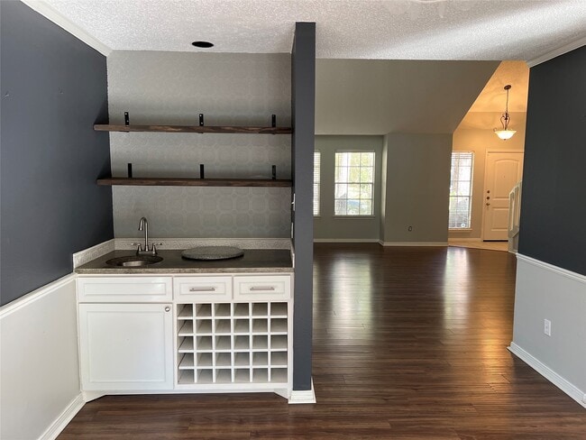 Building Photo - 38 Meadow Cove Dr