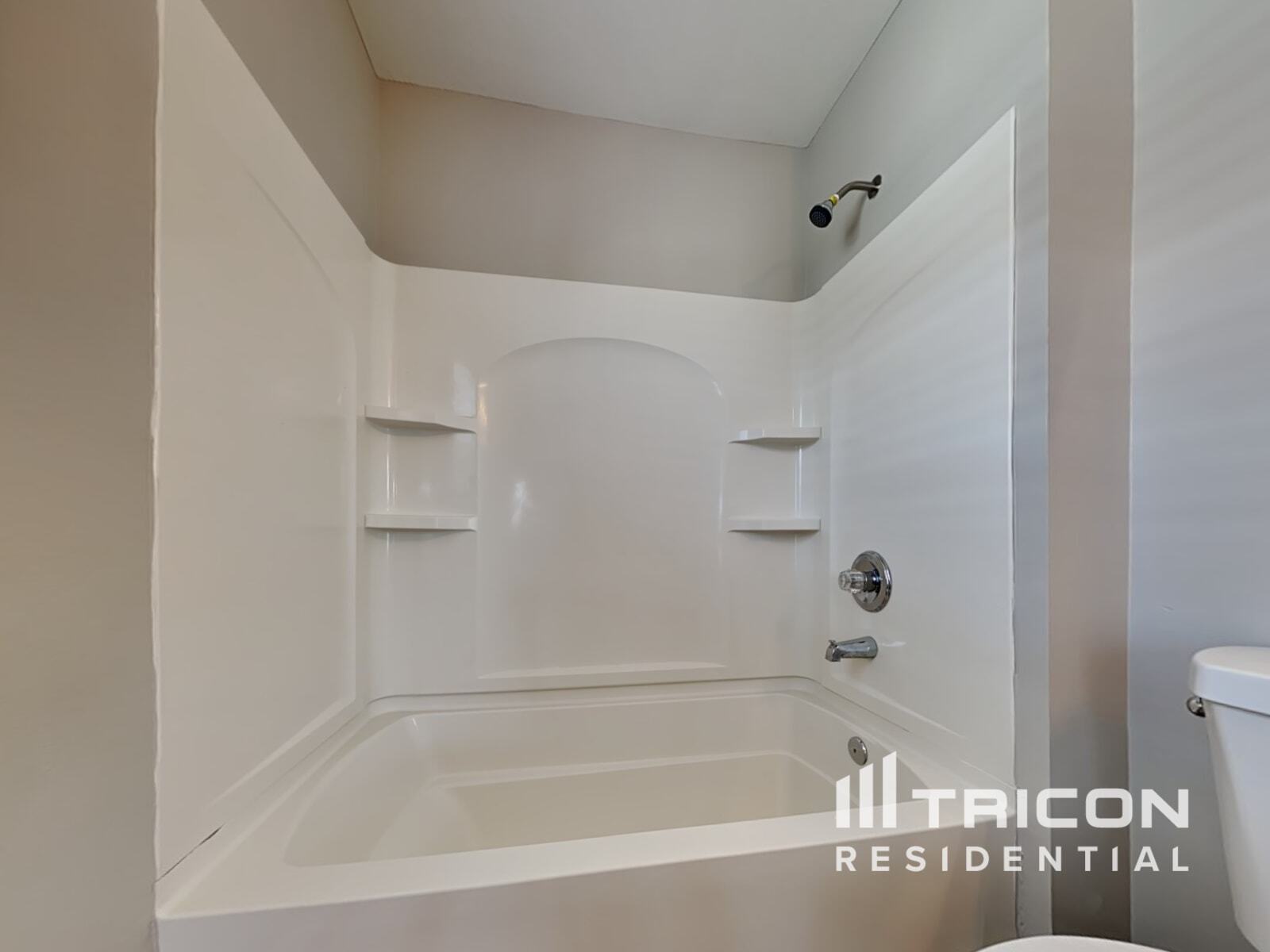Building Photo - 18816 Litzau Ln