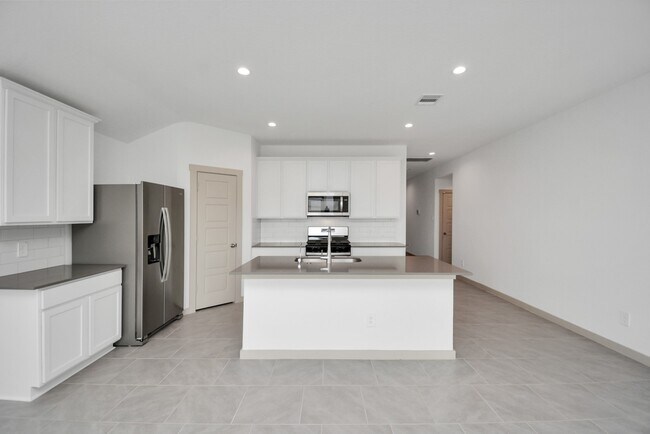 Building Photo - 7731 Suffolk Vly Ln