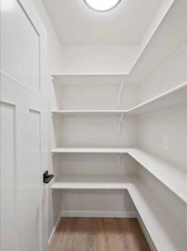 Building Photo - 323 Ashbrook Dr