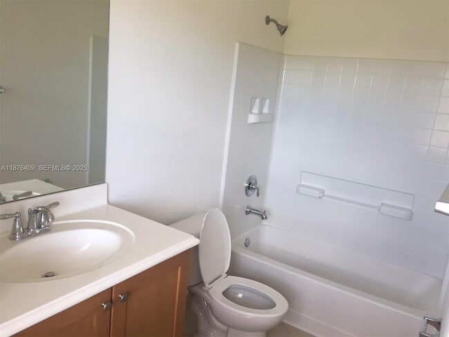 Building Photo - 27626 SW 142nd Ave