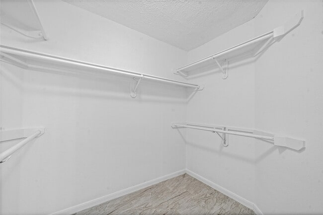 Building Photo - 13623 Country Green Ct