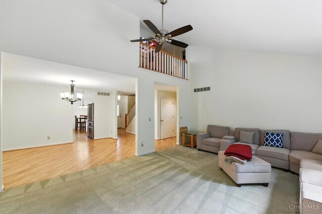 Building Photo - 5 Waterview Ct