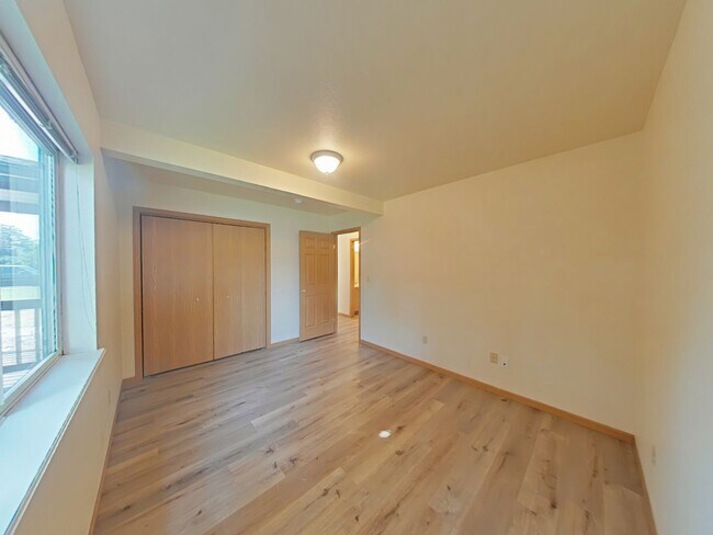 Building Photo - 2491 Wheeler Dr