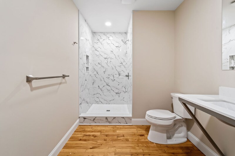 Building Photo - 33 Court St