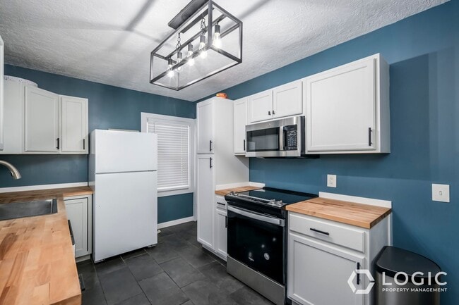 Building Photo - Spacious Home in Ogden!