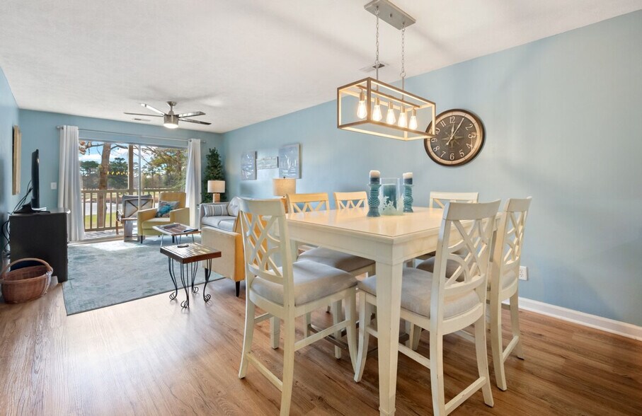 Building Photo - 117 Pinehurst Ln