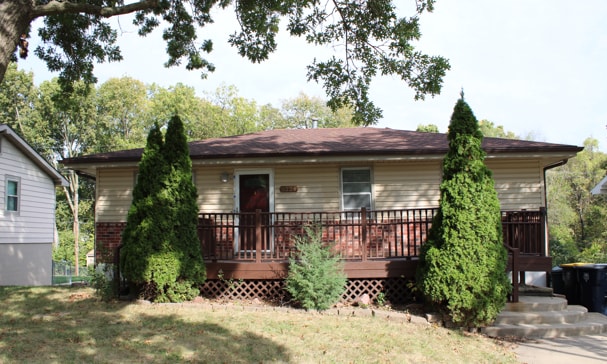 Primary Photo - Spacious 4 bedrooms and 2 bathrooms in Kan...