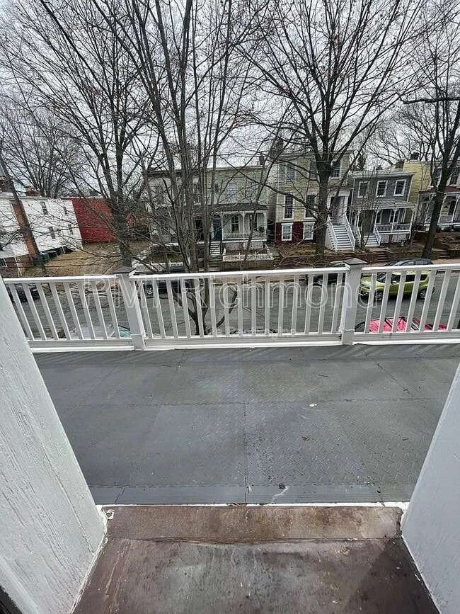 Building Photo - 420 N 27th St