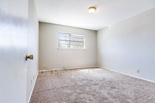 Building Photo - 1429 Austin St