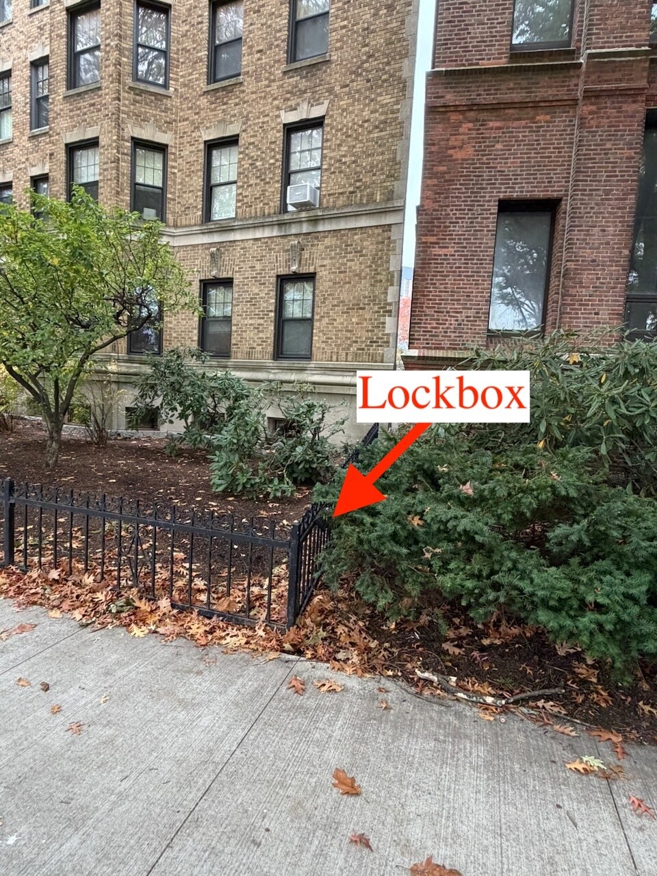 Building Photo - 116 Riverway