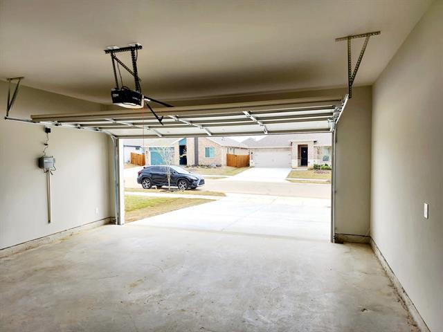 Building Photo - 2320 Ruff Rd
