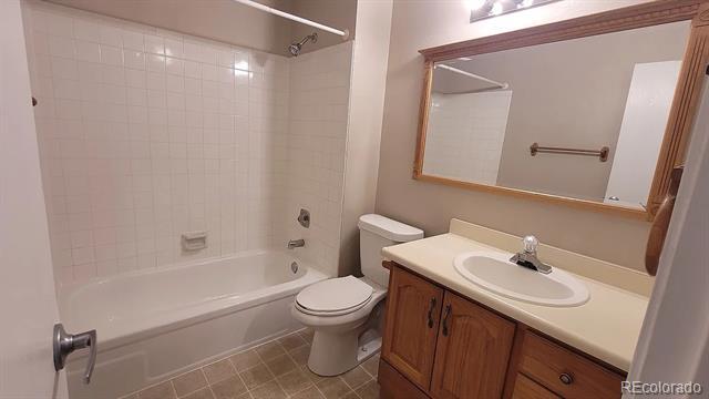 Building Photo - 3320 S Ammons St