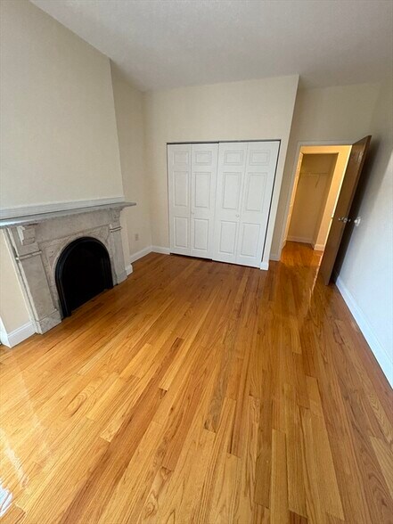 Building Photo - 483 Massachusetts Ave