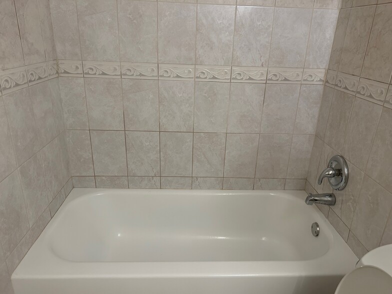 2nd bathroom - 265 SW 7th St