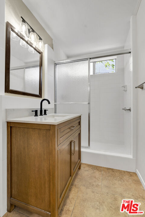 Building Photo - 26572 Academy Dr