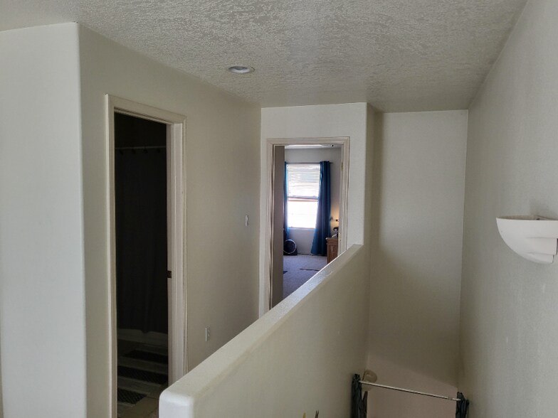 Building Photo - 4747 Spanish Sun Ave NE