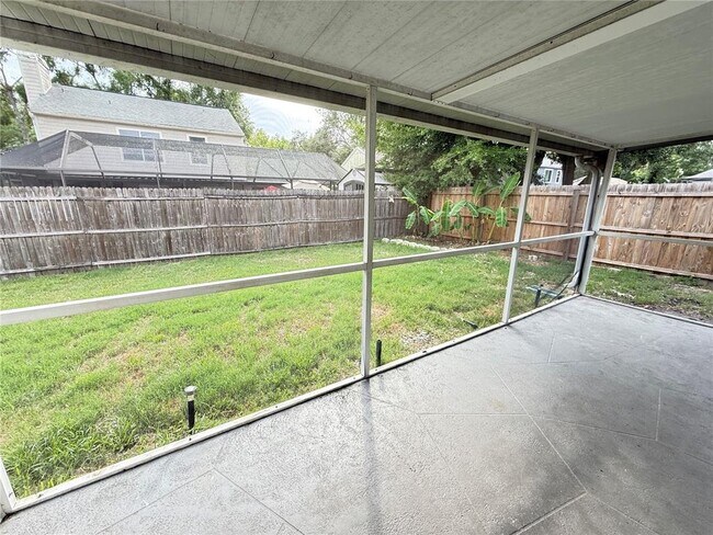 Building Photo - 9673 Fox Hearst Rd