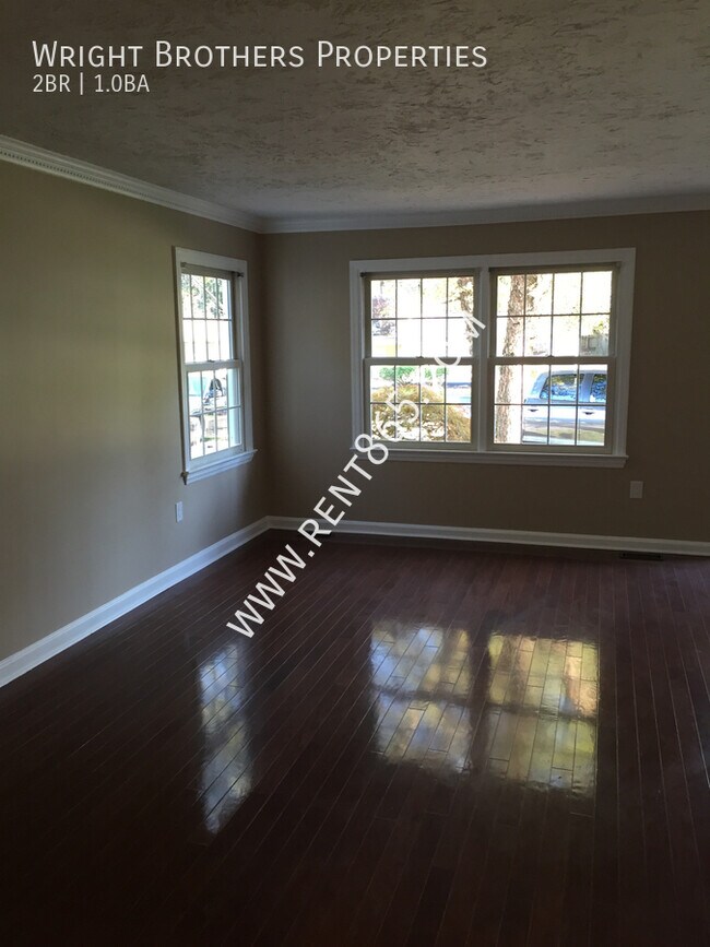 Building Photo - 327 Taliwa Dr